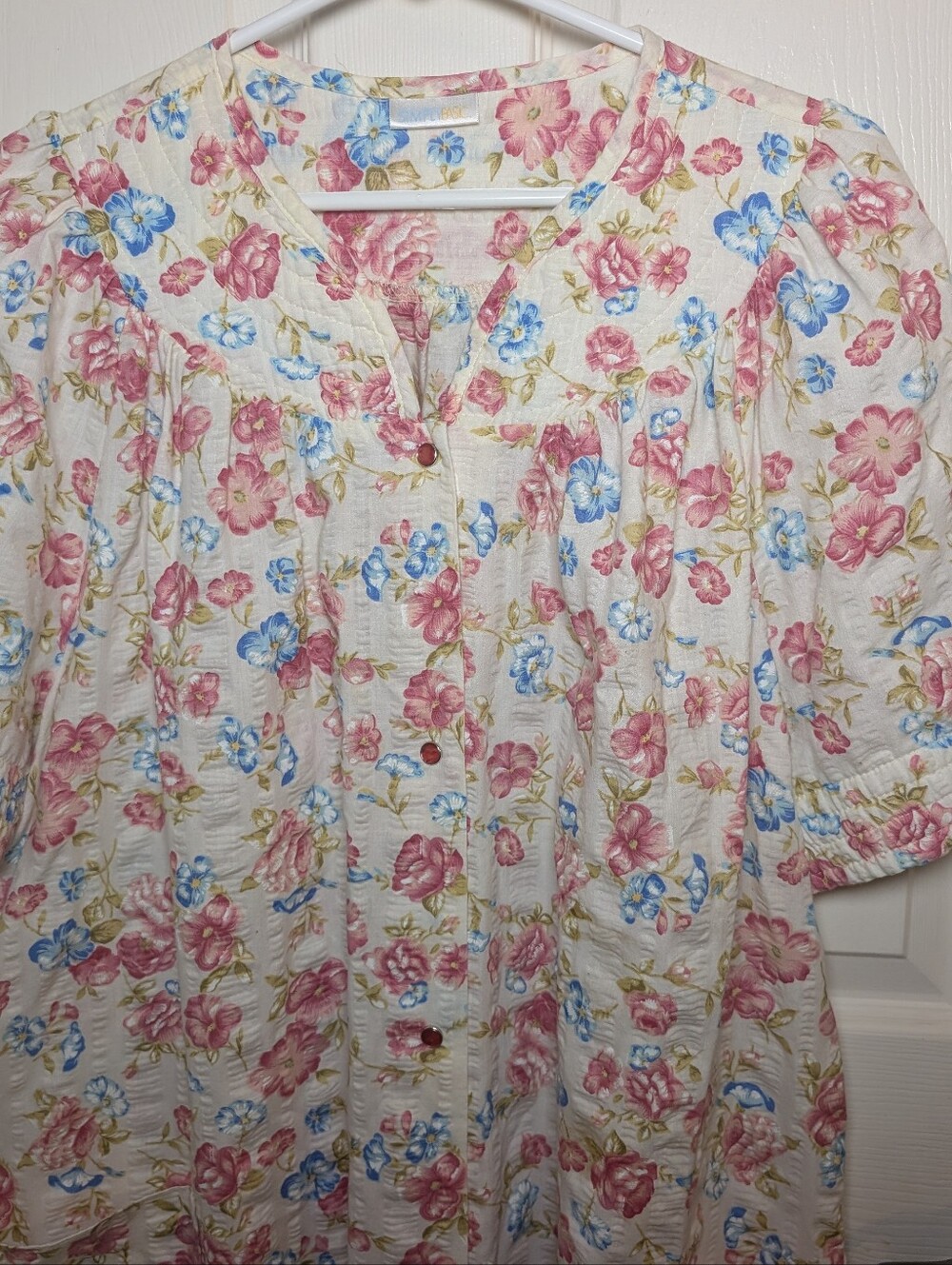 Simply Basic Women L Pink Floral Snap Front Robe Nightgown Housecoat Pockets